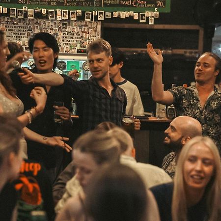 Stamps Backpackers Hostel เชียงใหม่ ภายนอก รูปภาพ