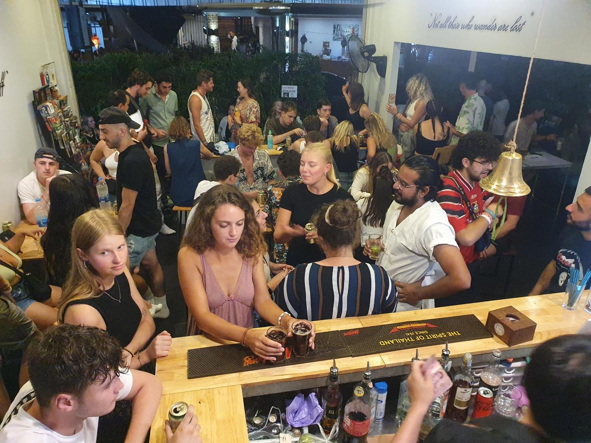 Stamps Backpackers Hostel เชียงใหม่ ภายนอก รูปภาพ